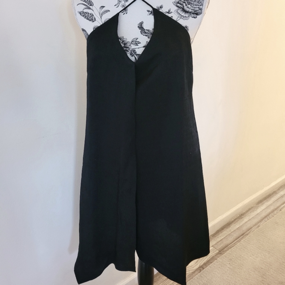Six crisp days black dress